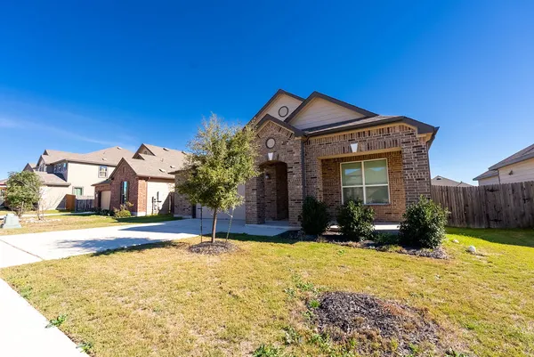 a house view with a outdoor space