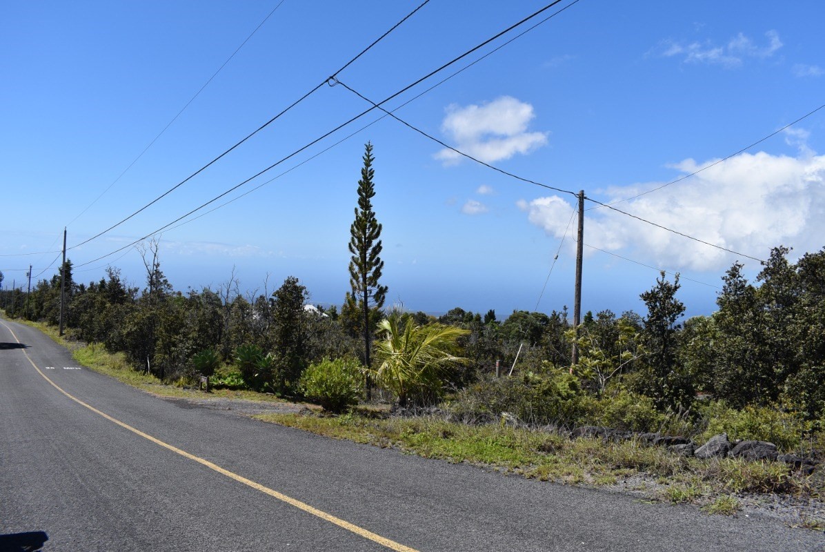 11 Lot Ocean View Ocean View, HI 96704 - Photo 2 of 12 a view of a street