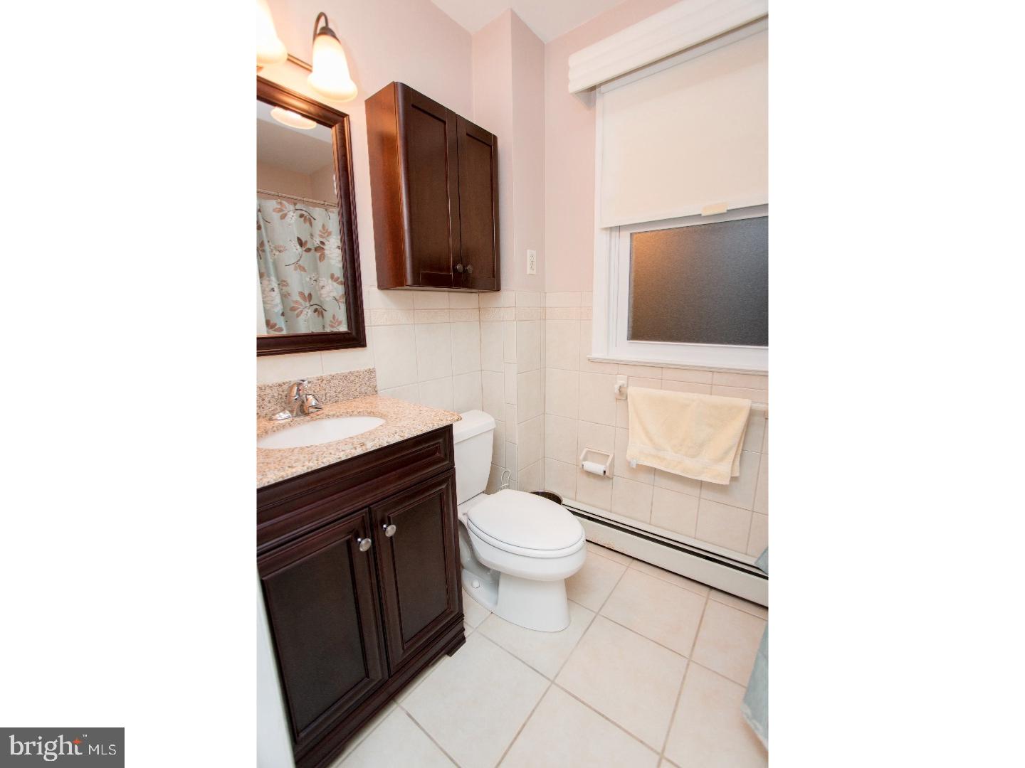10143 Proctor Road Philadelphia, PA 19116 - Photo 15 of 24 Bathroom