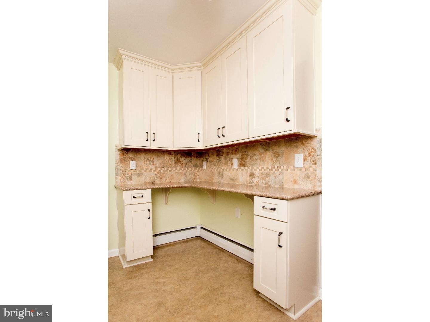10143 Proctor Road Philadelphia, PA 19116 - Photo 10 of 24 Breakfast Room