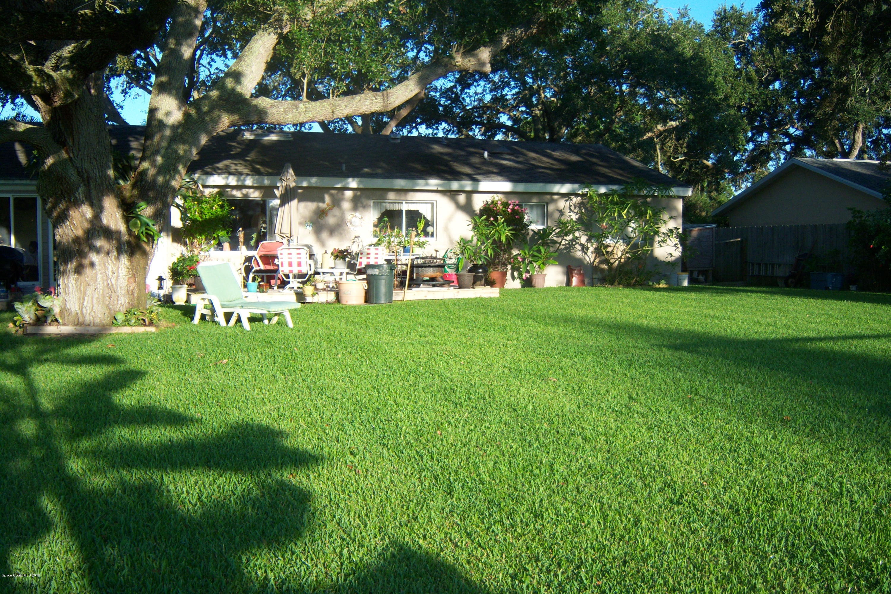 1556 Creel Road Northeast Palm Bay, FL 32905 - Photo 4 of 23 Back of house