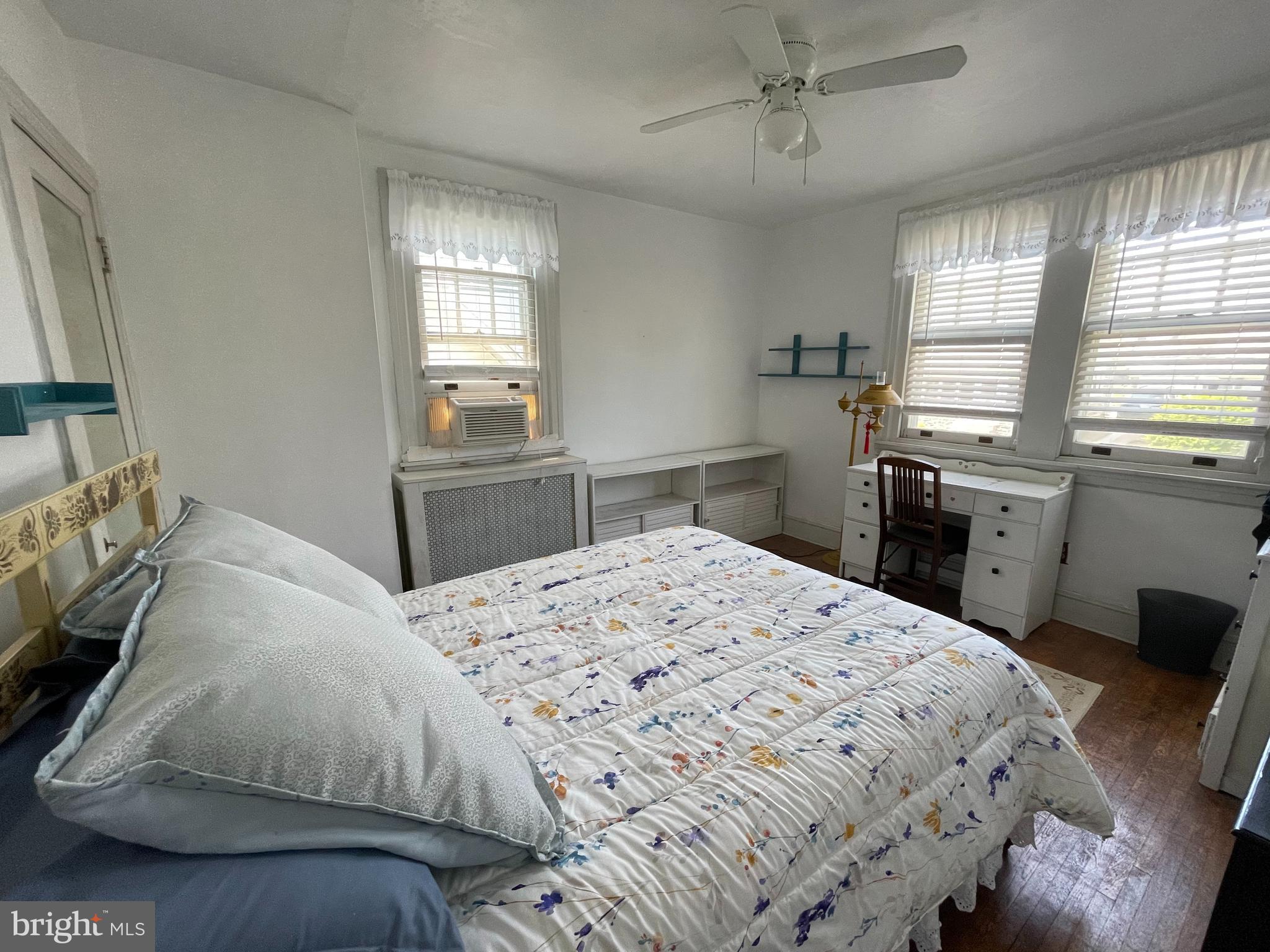 117 Kenmore Road Upper Darby, PA 19082 - Photo 23 of 44