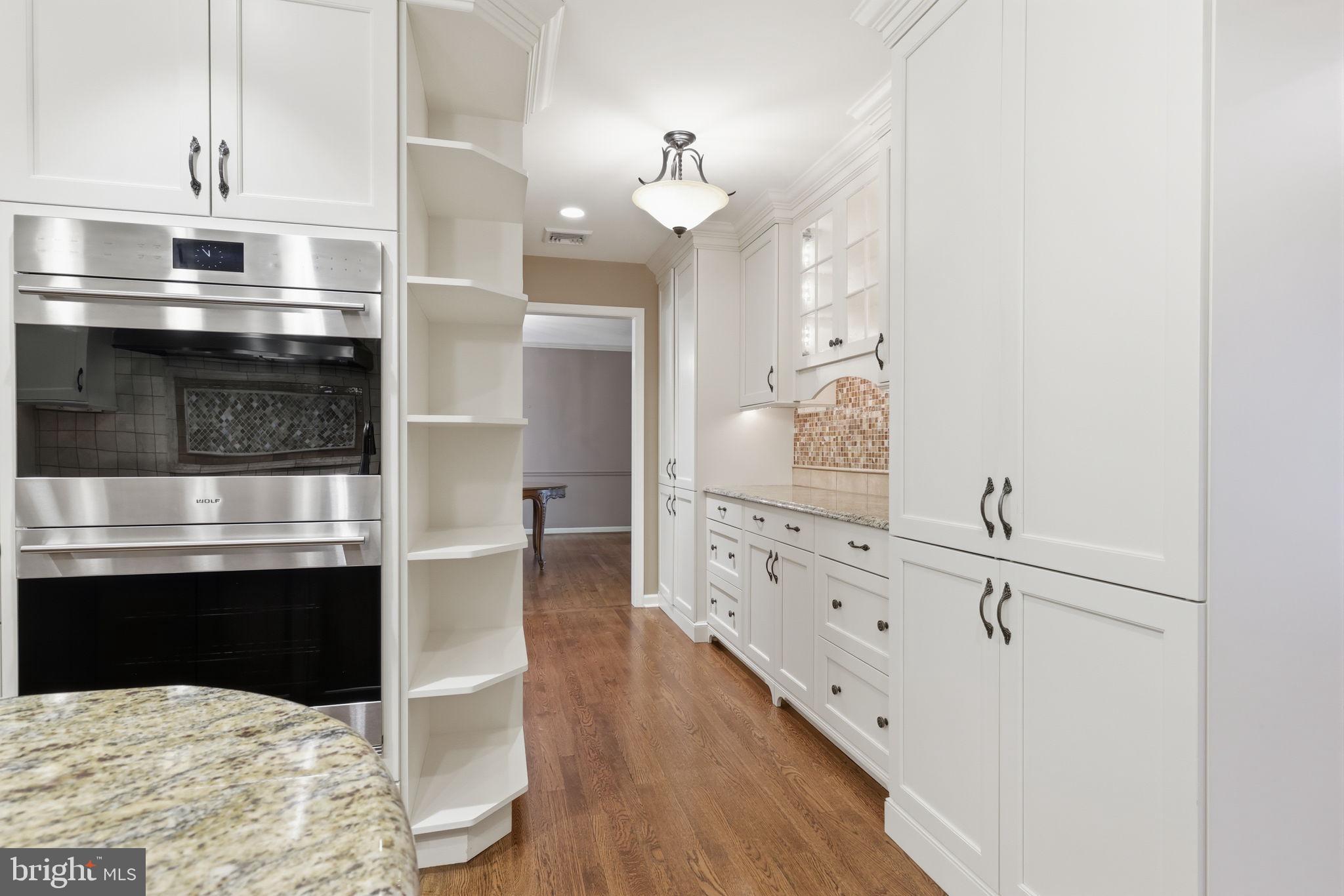 320 East Ormandy Place Ambler, PA 19002 - Photo 27 of 67 Hallway looking towards DR