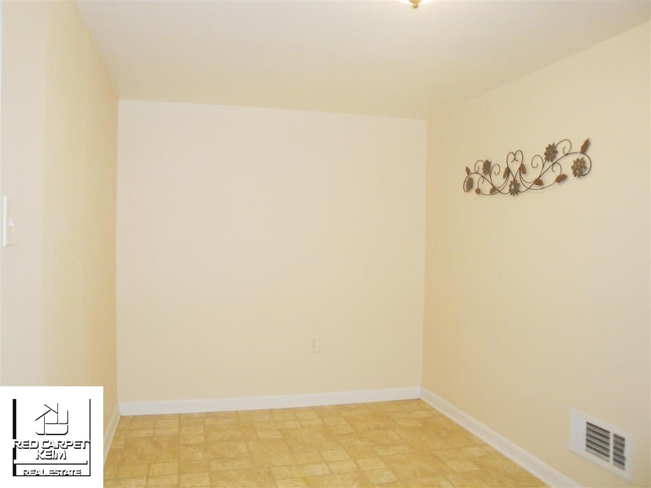 12421 East Carpenter Road Davison, MI 48423 - Photo 14 of 38 50044845-13.JPG