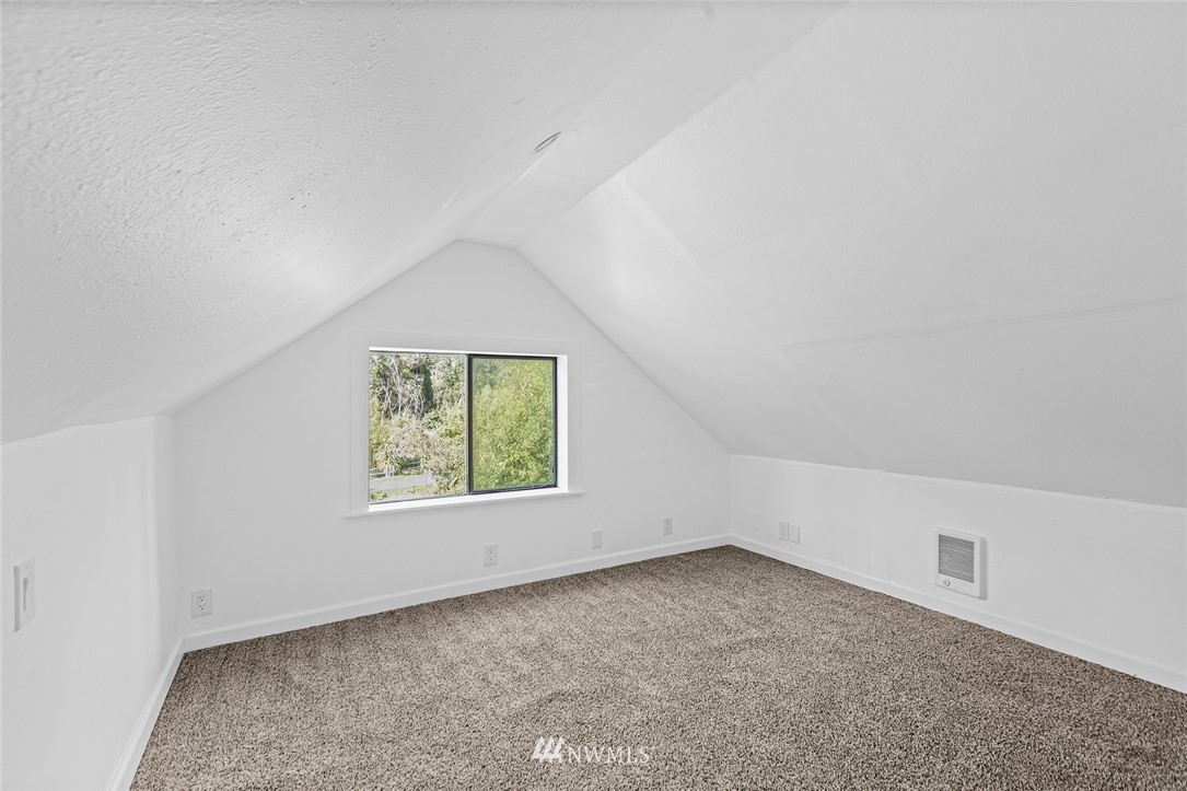 1909 Shamrock Road Northwest Bremerton, WA 98312 - Photo 22 of 35 Gallery Image 22