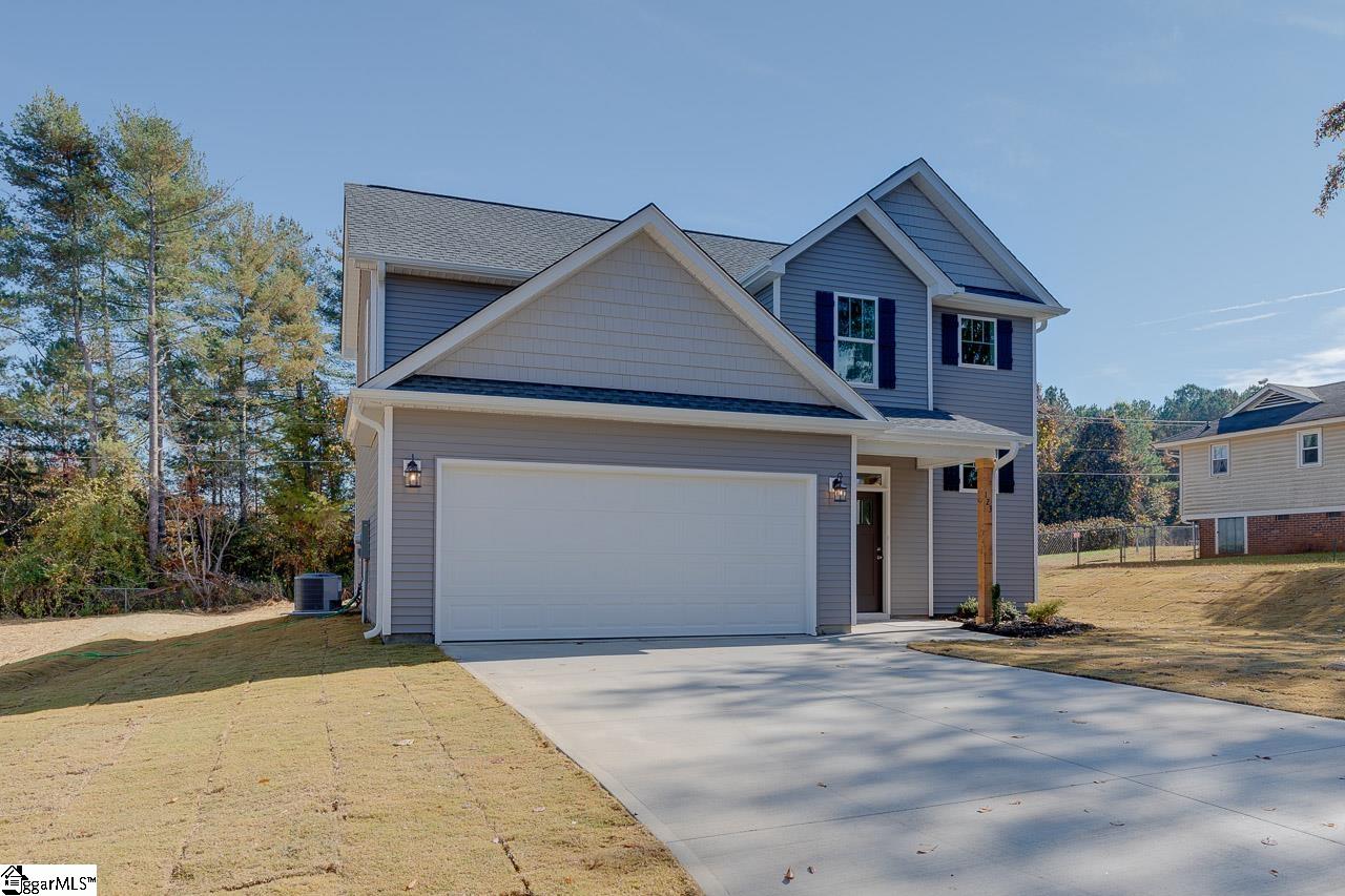 123 Sherwood Road Easley, SC 29640 - Photo 3 of 35 Gallery Image 3