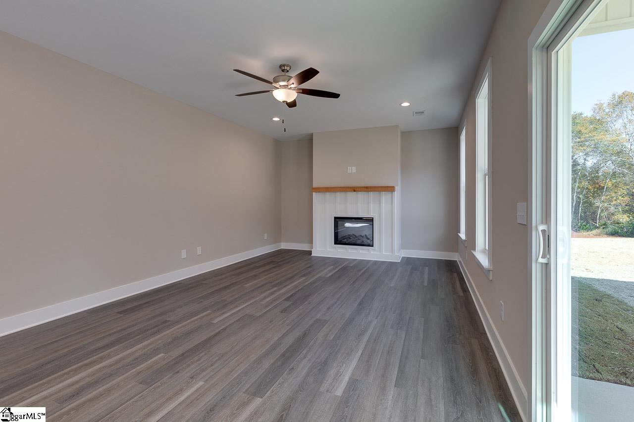 123 Sherwood Road Easley, SC 29640 - Photo 8 of 35 Gallery Image 8
