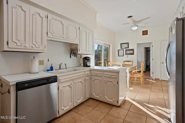 $315,000 | 1431 Roxbury Place, Jackson, MS 39211