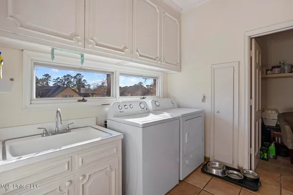 $315,000 | 1431 Roxbury Place, Jackson, MS 39211