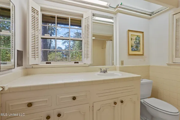 $315,000 | 1431 Roxbury Place, Jackson, MS 39211