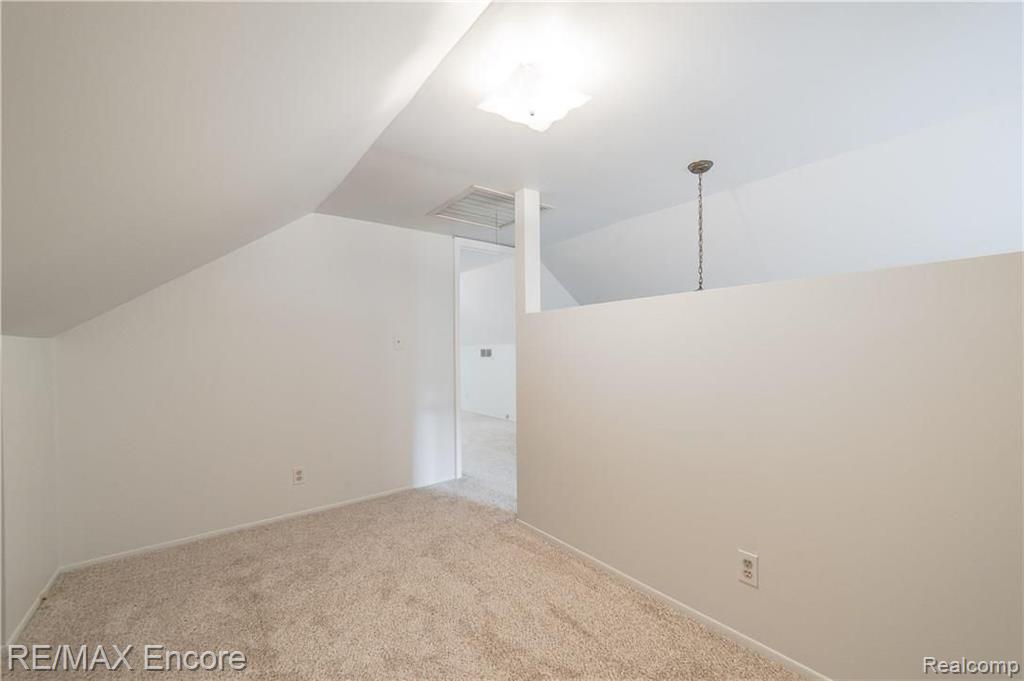 2865 Devondale Road Rochester Hills, MI 48309 - Photo 23 of 38