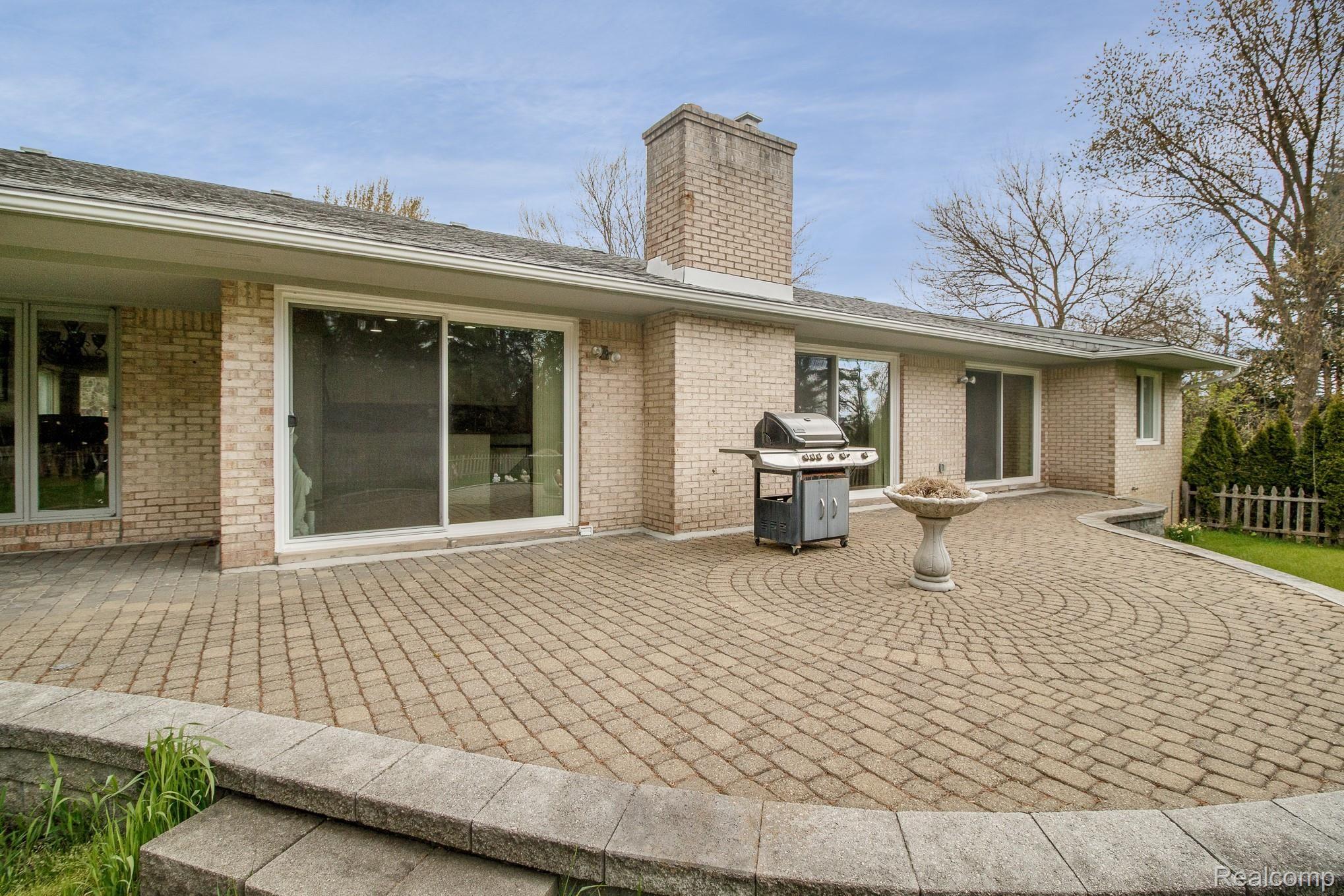 71 Montmorency Road Rochester, MI 48307 - Photo 25 of 29 0N2A6630-Edit.JPG