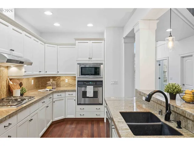 $999,000 | 3712 Northeast 131st Street, Vancouver, WA 98686