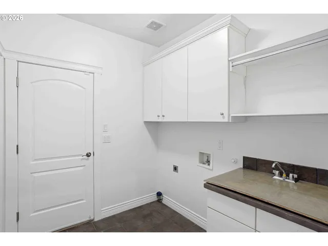 $999,000 | 3712 Northeast 131st Street, Vancouver, WA 98686