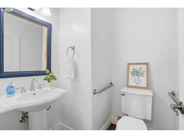 $999,000 | 3712 Northeast 131st Street, Vancouver, WA 98686