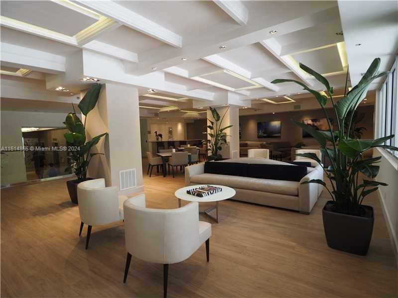 100 Lincoln Road, Unit 536 Miami Beach, FL 33139 - Photo 19 of 58