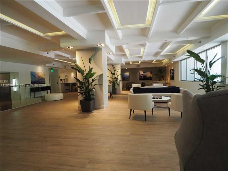 100 Lincoln Road, Unit 536 Miami Beach, FL 33139 - Photo 23 of 58