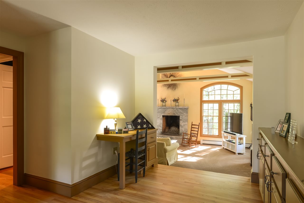 89 Christian Hill Road Amherst, NH 03031 - Photo 7 of 40