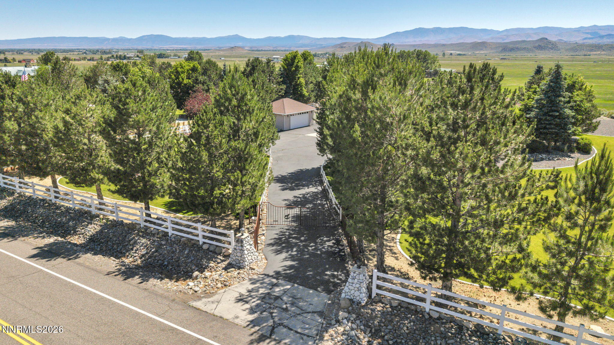 261 Fredericksburg Road Gardnerville, NV 89460 - Photo 12 of 35 40-web-or-mls-261-fredericksburg-rd