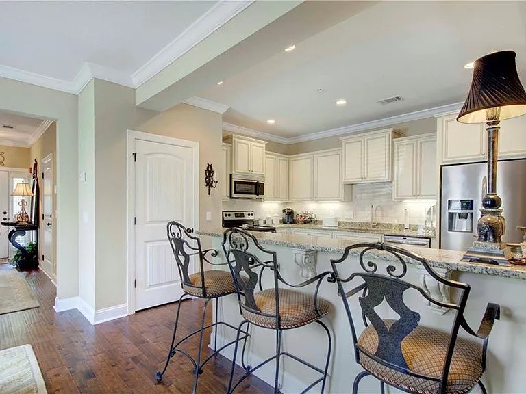 404 Reserve Lane St. Simons Island, GA 31522 - Photo 6 of 24