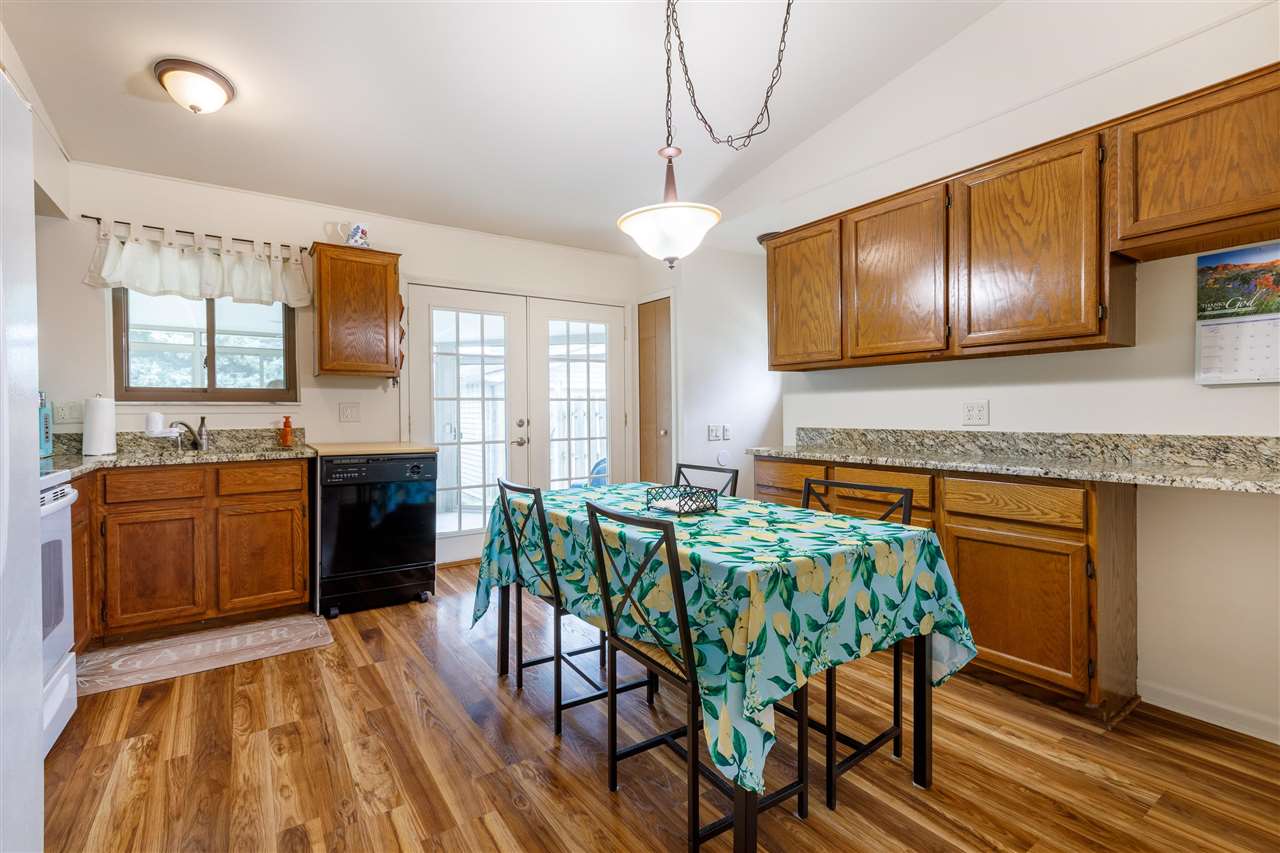 50124 Salisbury Chesterfield, MI 48047 - Photo 7 of 24