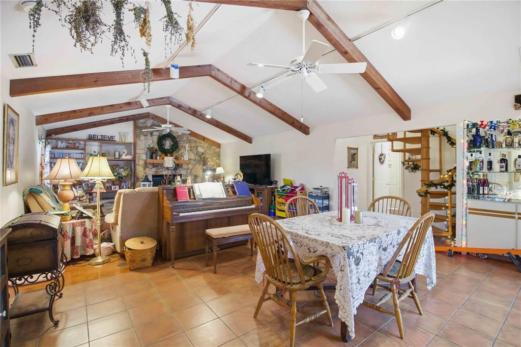 3951 Country View Drive Sarasota, FL 34233 - Photo 13 of 28