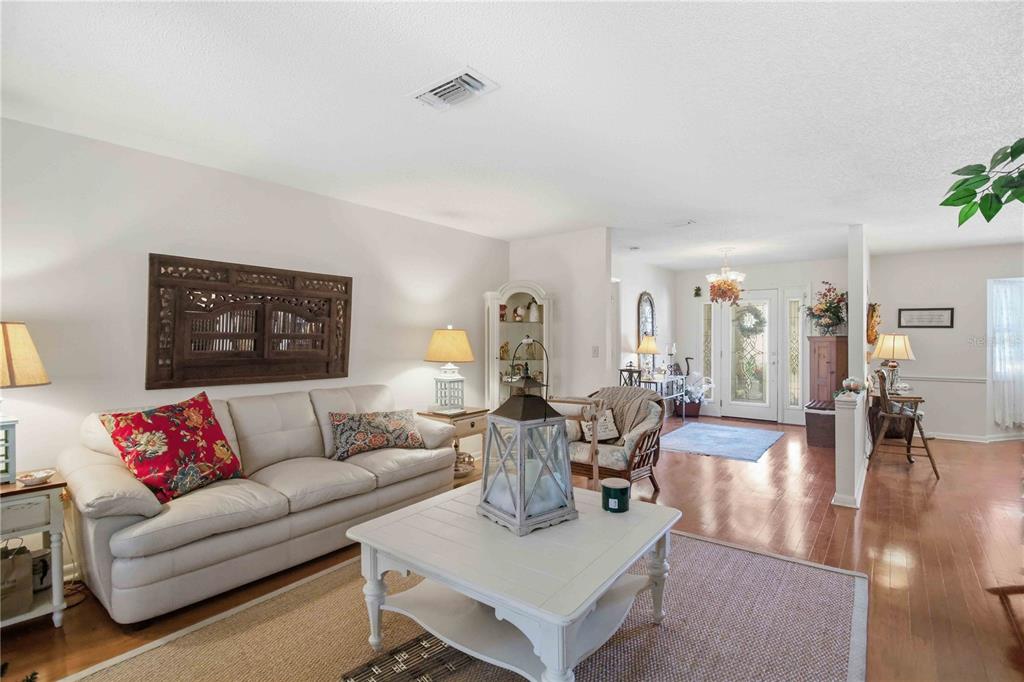 3951 Country View Drive Sarasota, FL 34233 - Photo 15 of 28