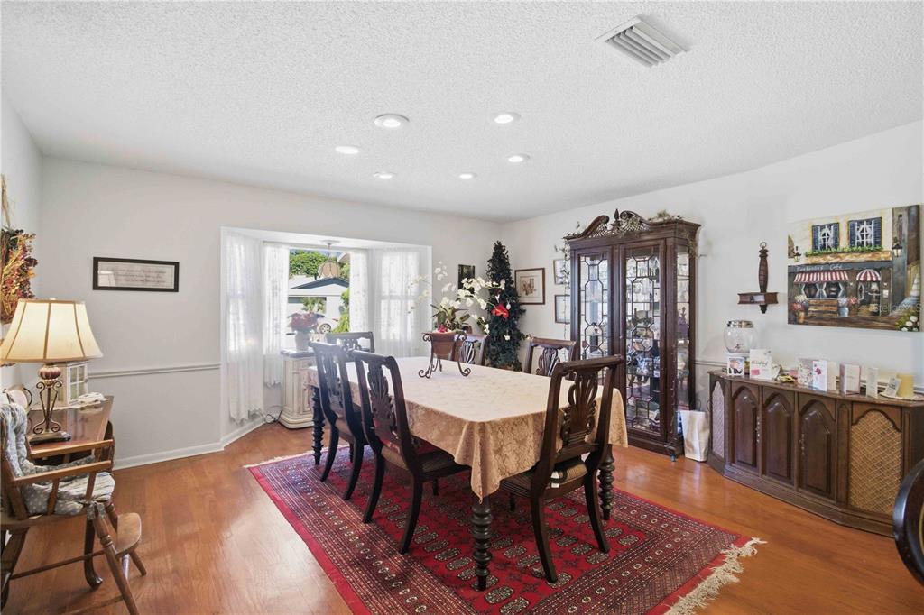 3951 Country View Drive Sarasota, FL 34233 - Photo 16 of 28