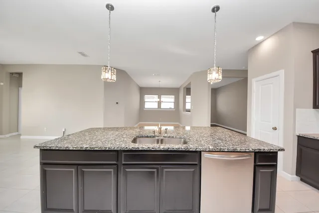 $2,800 | 8114 Silverspot Lane, Missouri City, TX 77459