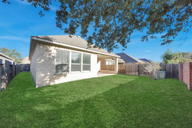 $2,800 | 8114 Silverspot Lane, Missouri City, TX 77459