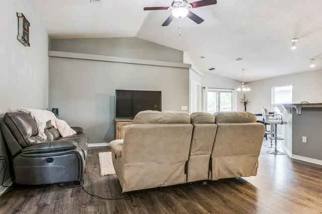 $2,195 | 2362 Duncan Ridge Drive, Navarre, FL 32566