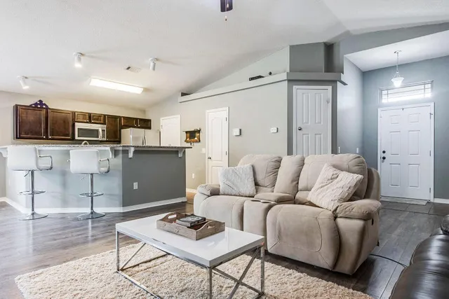 $2,195 | 2362 Duncan Ridge Drive, Navarre, FL 32566