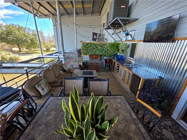 $349,000 | 127 Highway 22, Unit E12, Madisonville, LA 70447