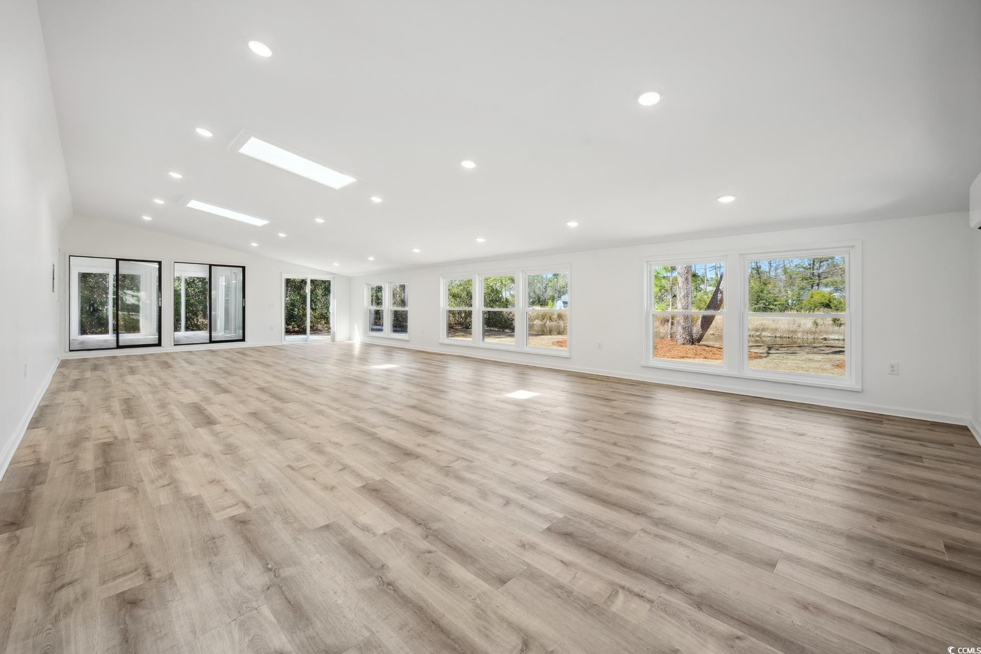 144 Springfield Road Pawleys Island, SC 29585 - Photo 15 of 36 Gallery Image 15