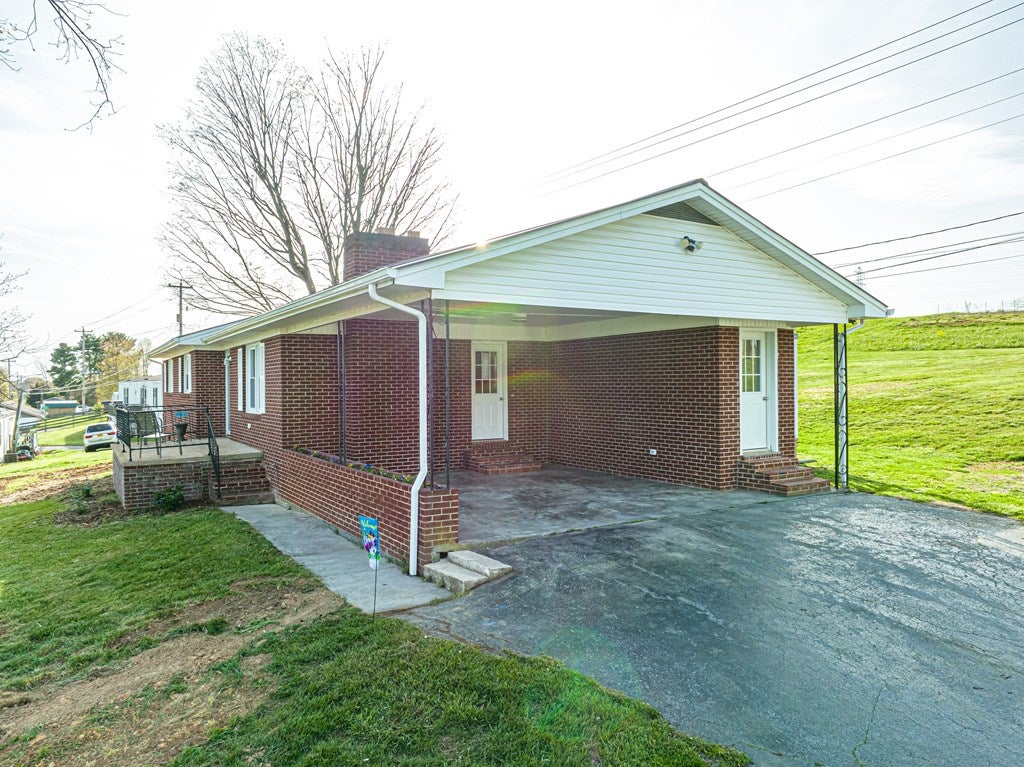 19169 Wyndale Road Abingdon, VA 24210 - Photo 8 of 68 Gallery Image 8