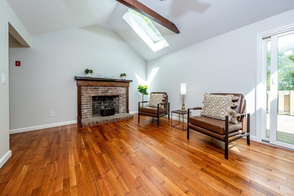 108 Sullivan Road Yarmouth, MA 02673 - Photo 4 of 22 Gallery Image 4