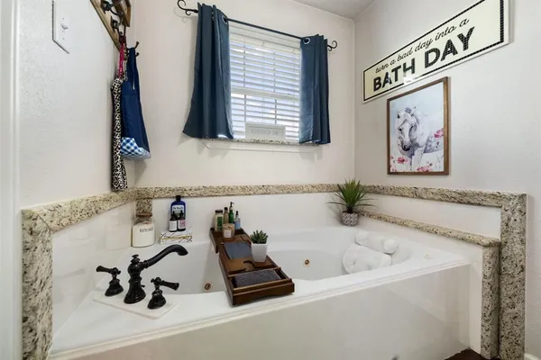 $1,099,000 | 1880 County Road 2610, Bonham, TX 75418