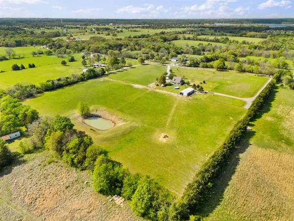 $1,099,000 | 1880 County Road 2610, Bonham, TX 75418
