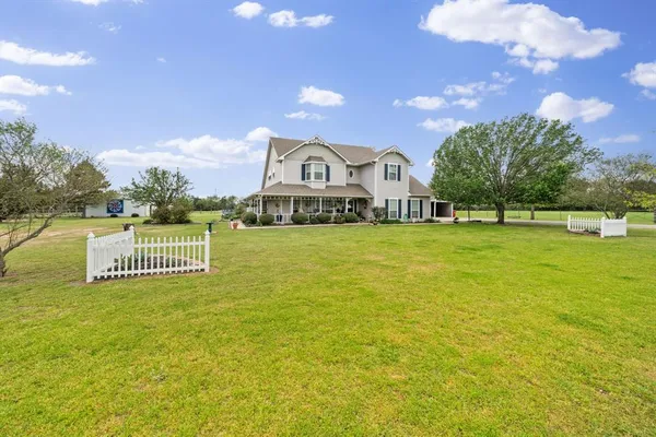 $1,099,000 | 1880 County Road 2610, Bonham, TX 75418