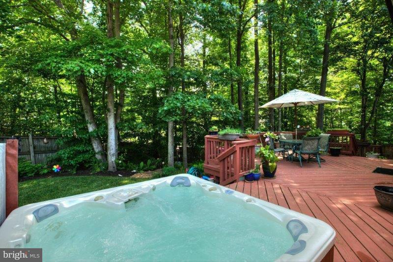 9308 Brian Run Lane Springfield, VA 22153 - Photo 30 of 30 Exterior (Rear)