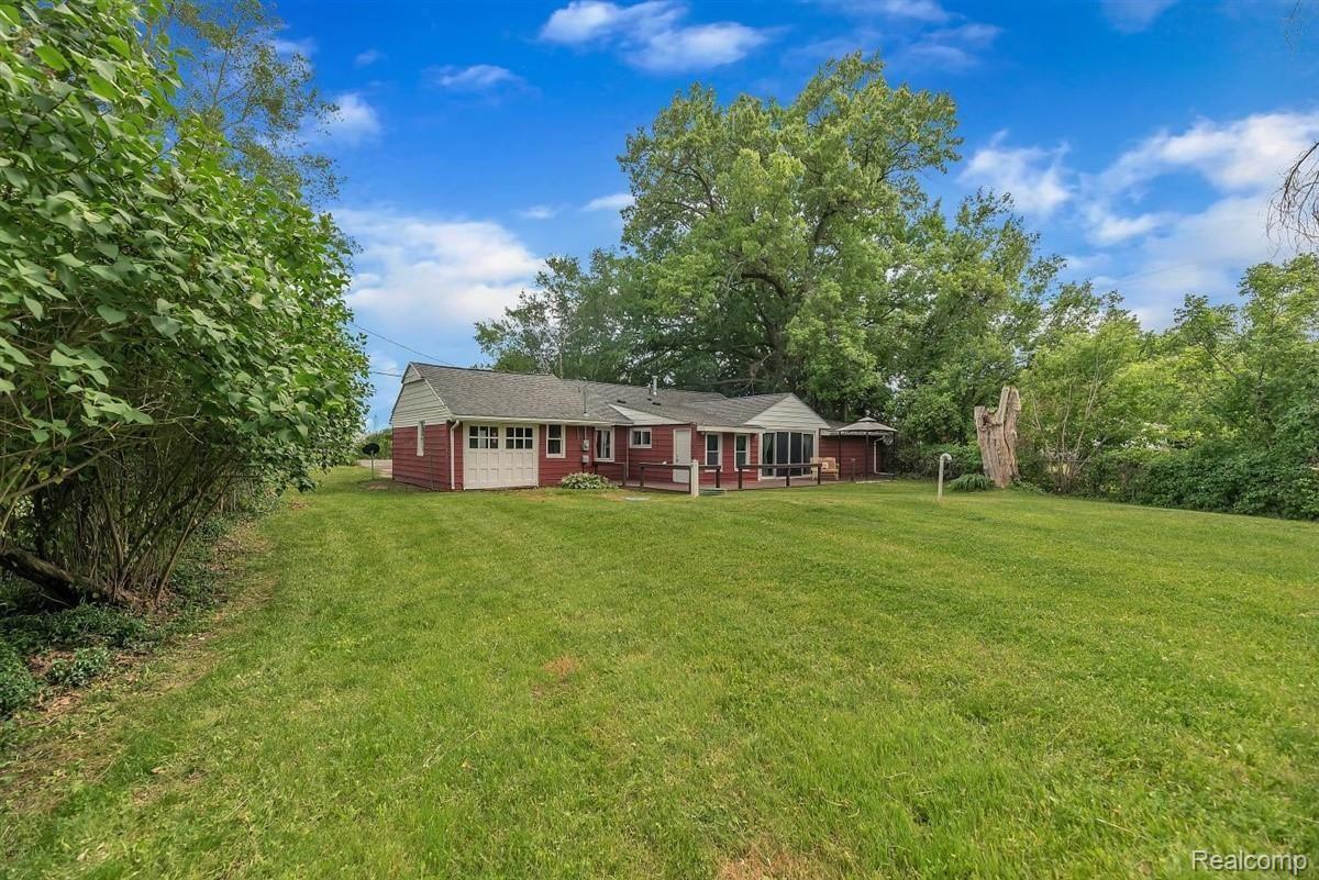 3482 Davison Road Lapeer, MI 48446 - Photo 39 of 45 41-3482-Davison-Rd-WindowStill-Real.jpg