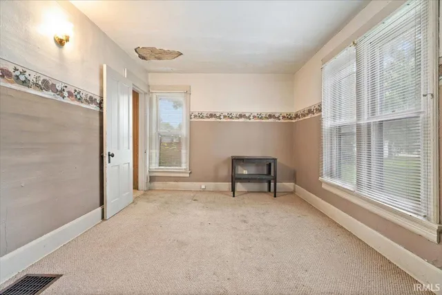 $99,900 | 206 South Main Street, Morocco, IN 47963