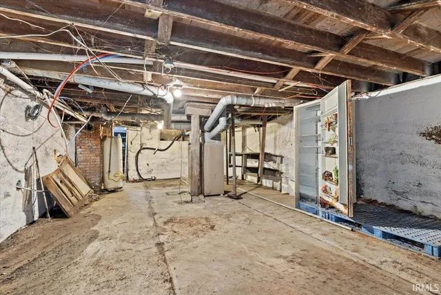 $99,900 | 206 South Main Street, Morocco, IN 47963