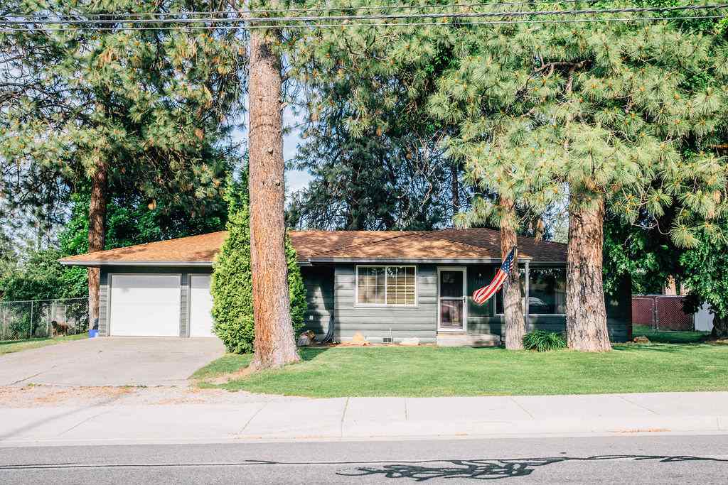 1615 South Pines Road Spokane Valley, WA 99216 - Photo 1 of 20