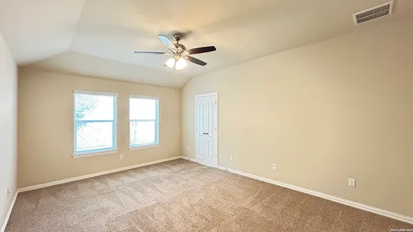 $1,695 | 346 Posey Pass, New Braunfels, TX 78132