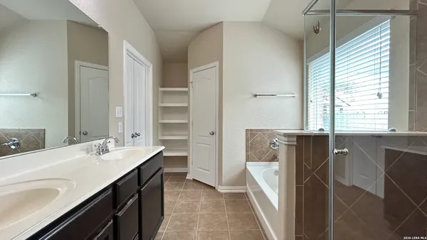 $1,695 | 346 Posey Pass, New Braunfels, TX 78132