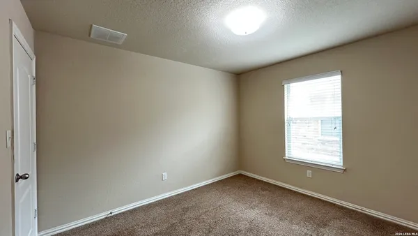 $1,695 | 346 Posey Pass, New Braunfels, TX 78132