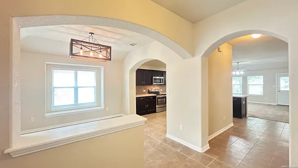 $1,695 | 346 Posey Pass, New Braunfels, TX 78132