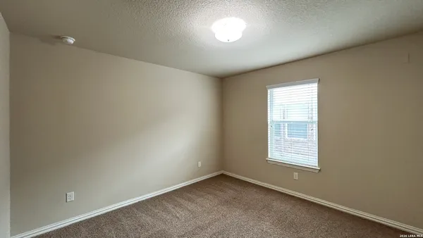 $1,695 | 346 Posey Pass, New Braunfels, TX 78132