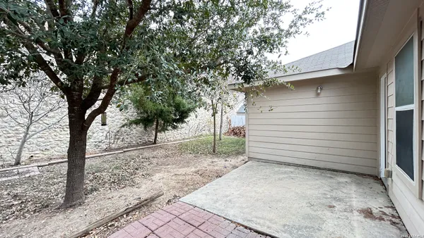 $1,695 | 346 Posey Pass, New Braunfels, TX 78132